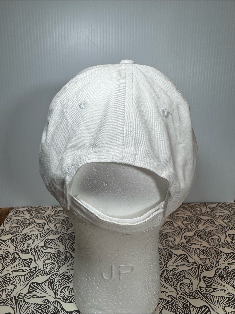 Mobil 1 White Baseball Cap with Embroidered Logo 🏎️ 💨  NWOT - Picture 3 of 7